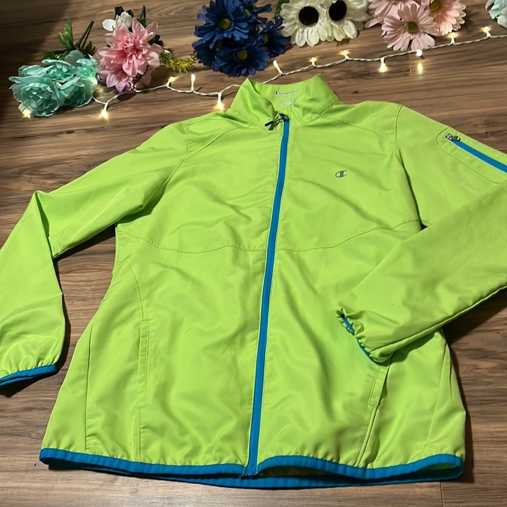 Lightweight Active Jacket - Picture 2 of 9